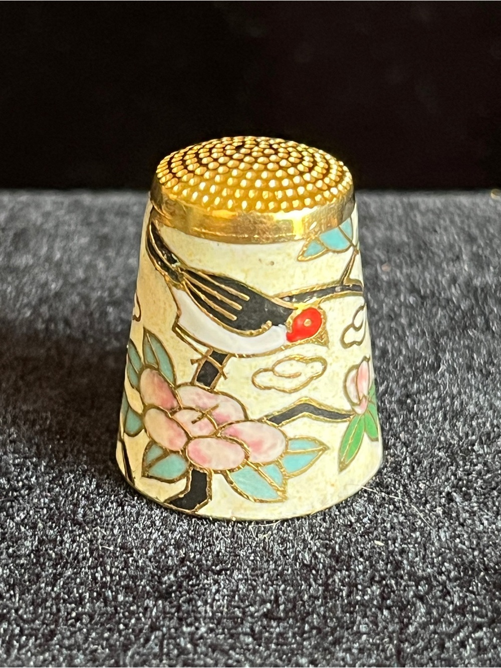 Vintage White Floral Cloisonné thimble w/ Bird and Flowers